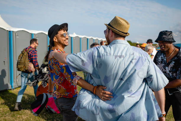 Best Portable toilet rental cost  in Blooming Prairie, MN